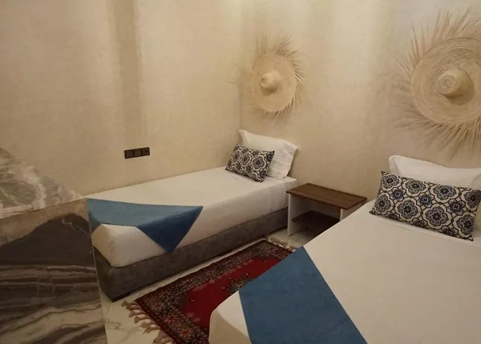 Budget King Room